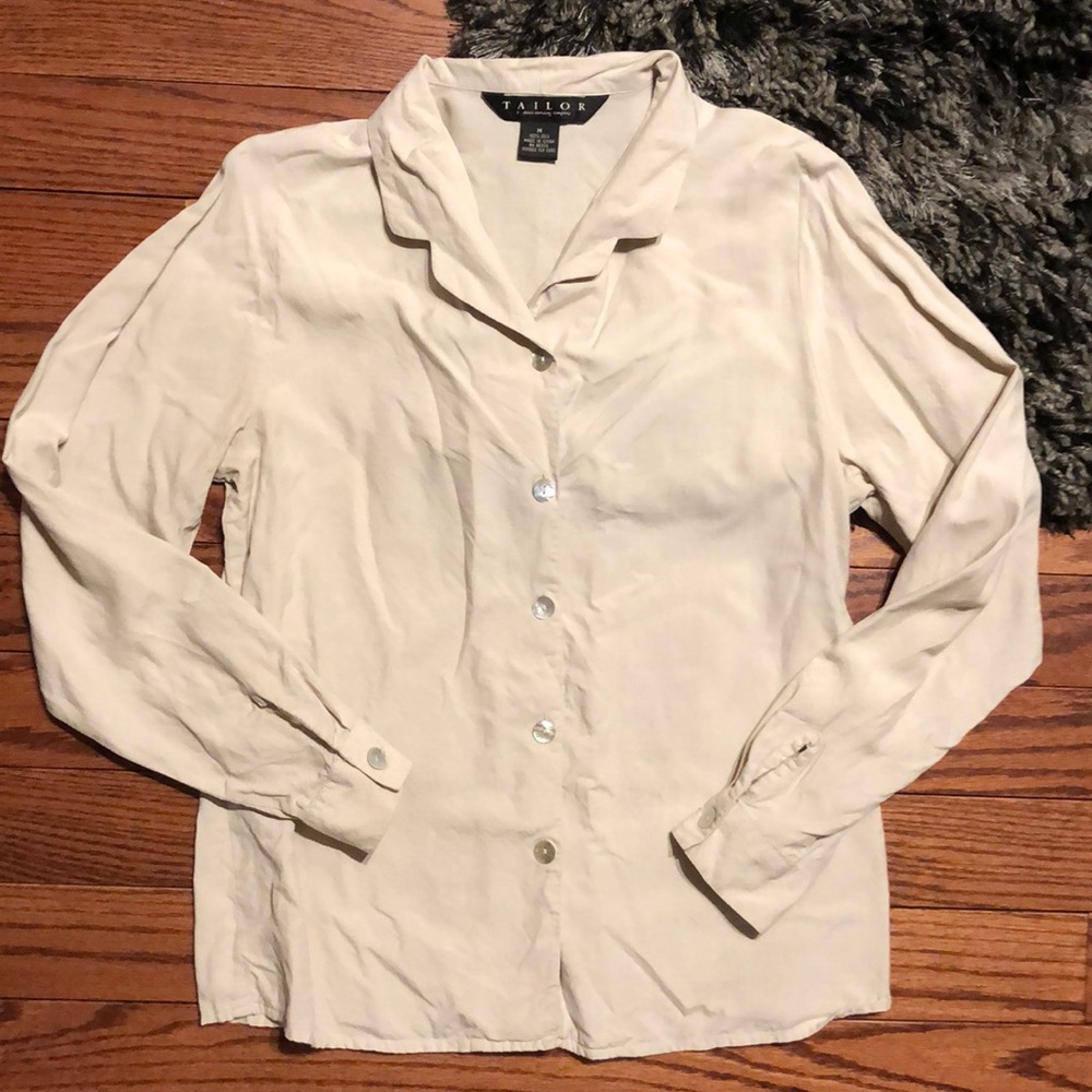 Top - Picture 2 of 8